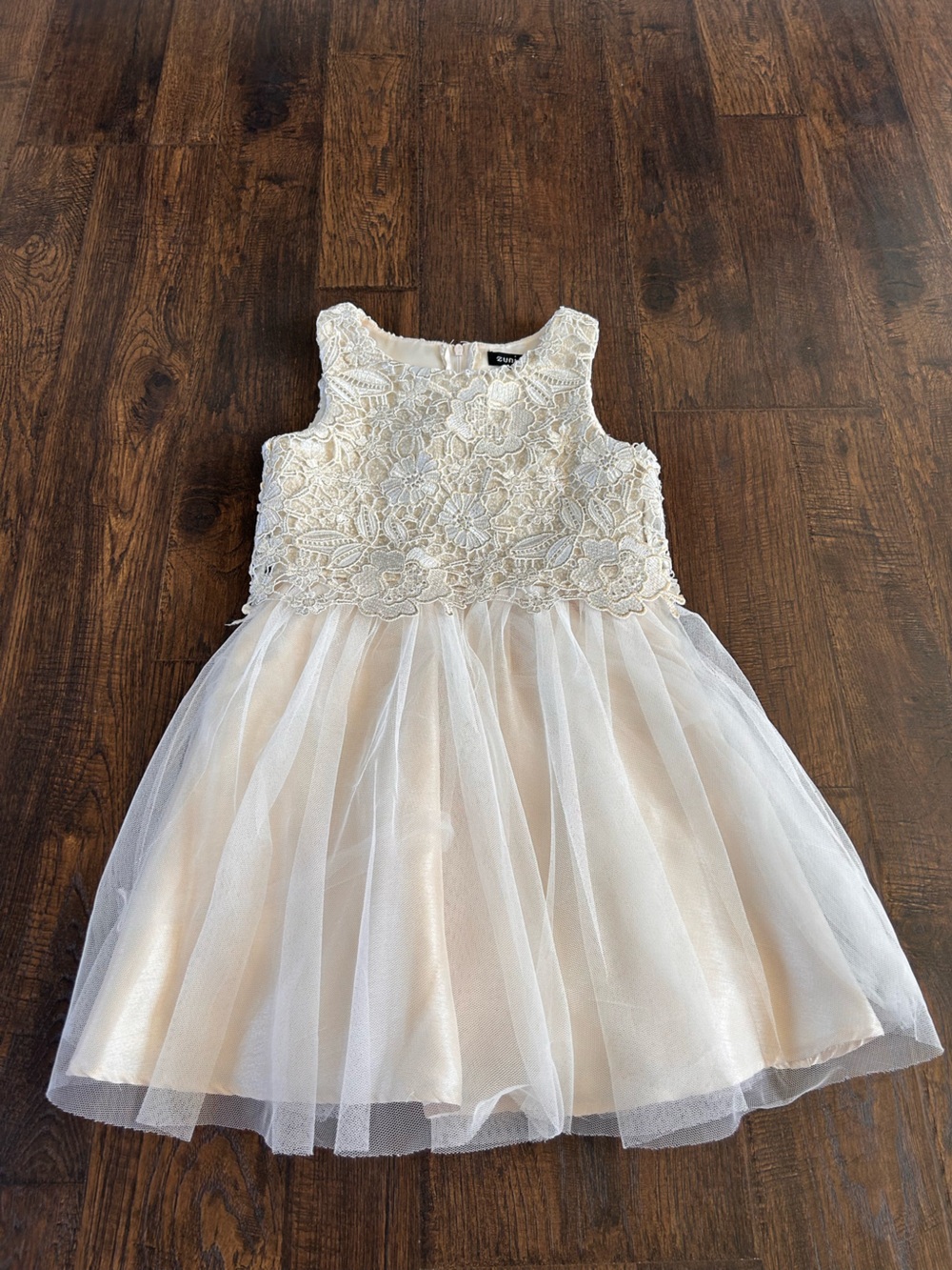 Zunie ivory lace dress